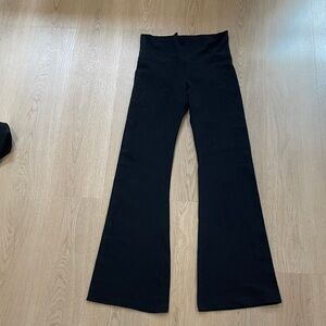 SOLOW Black Logo Pullover